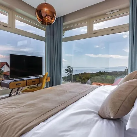 Awesome In With 5 Bedrooms, Sauna And Outdoor Swimming Pool Holiday home *